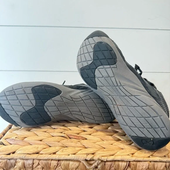 NFINITY Cheer Midnight Beast Mid Top Youth Girls Shoes, Size 4.5